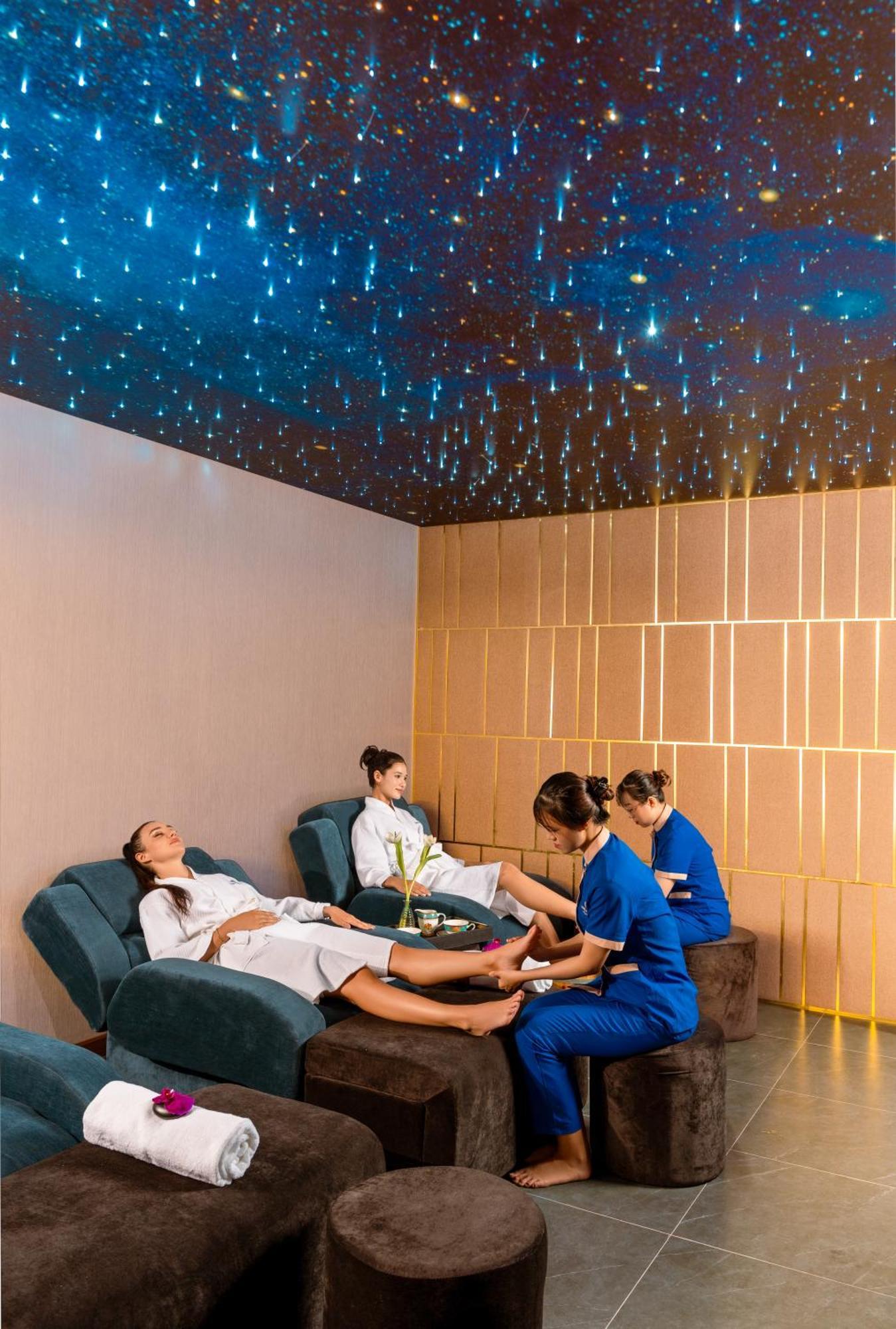 Poseido Hotel Quang Binh Dong Hoi Exteriör bild